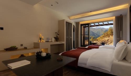 Twin Room with Balcony