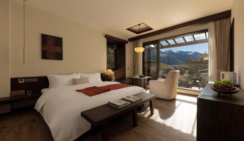 Queen Room with Balcony