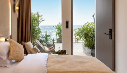 Standard Twin Room with Sea View
