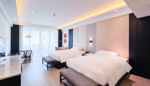 Twin Room with Shower