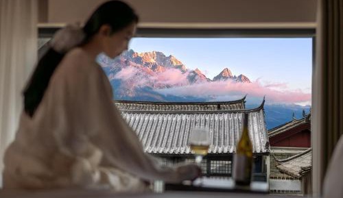 Double Room with Mountain View