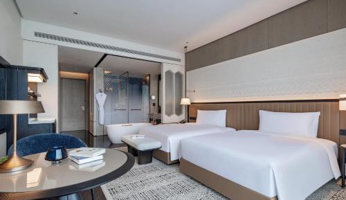 Classic Queen Room with Two Queen Beds and River View