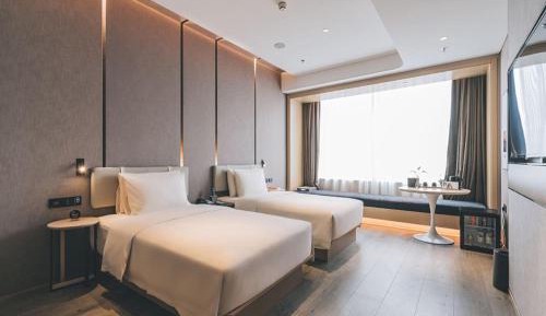 Superior Twin Room with View