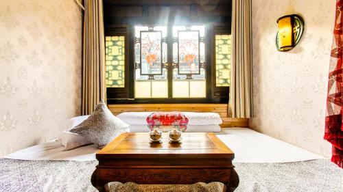Deluxe King Suite
