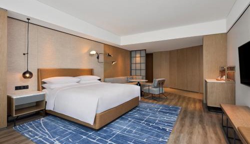 Studio Bay View King Room