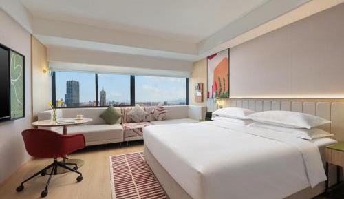 Premium King Room with Single Sofa Bed and City View