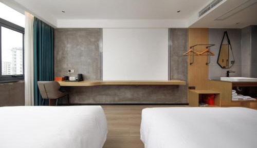 Economy Twin Room