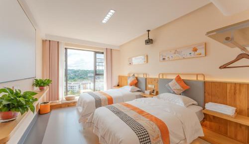 Two-Bedroom Suite