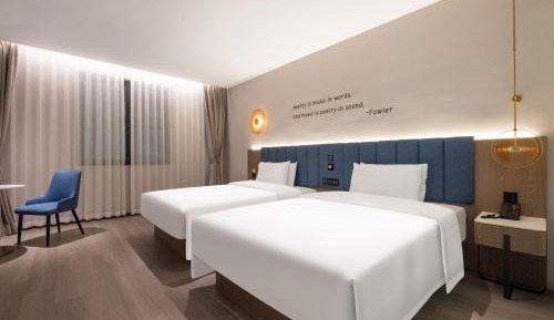 Superior Deluxe Double or Twin Room 