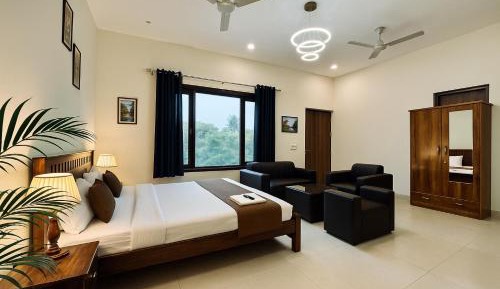 Suite with Balcony