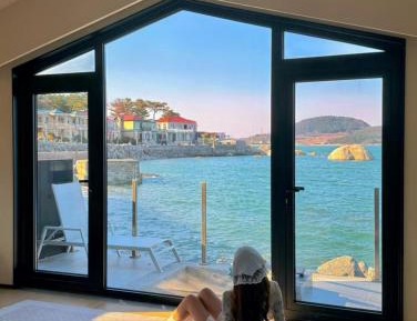 Deluxe Suite with Sea View