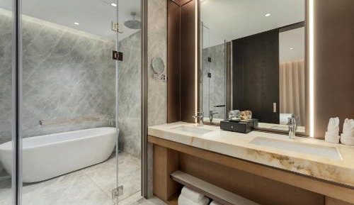 One-Bedroom Suite
