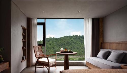 Double Room with Mountain View
