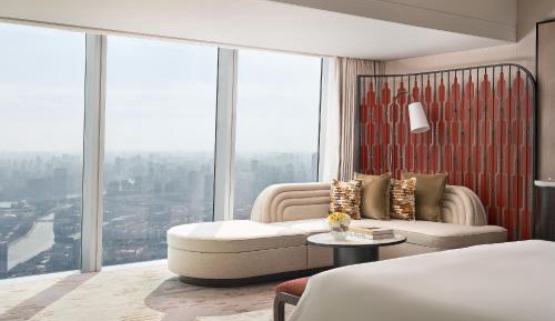 Pearl River View Room With Windowside Bathtub King
