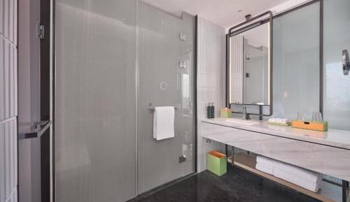 Premium King Room