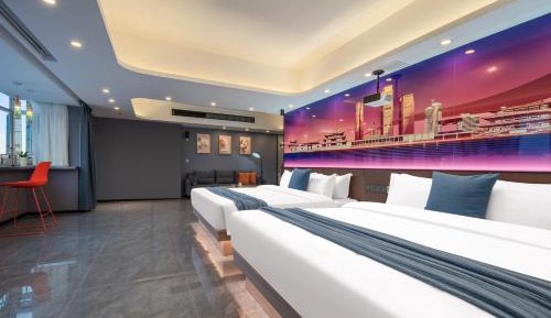 Superior Deluxe Double or Twin Room 