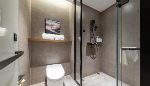 Large Twin Room