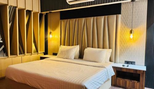 Suite with Garden View
