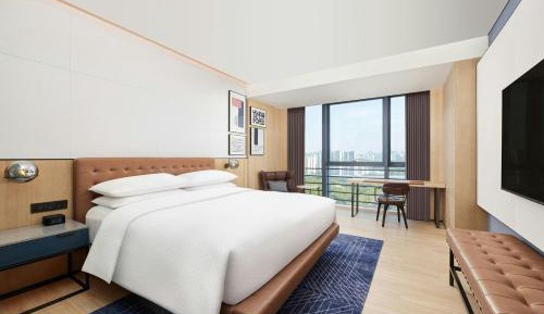 Superior King Room