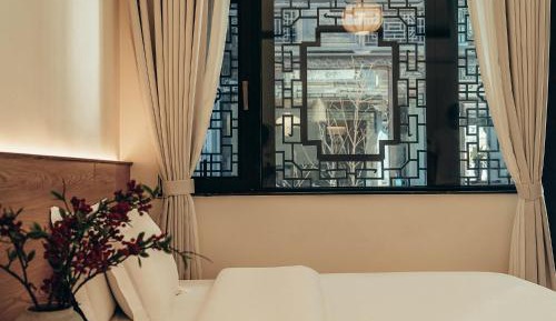 Quiet Twin Room