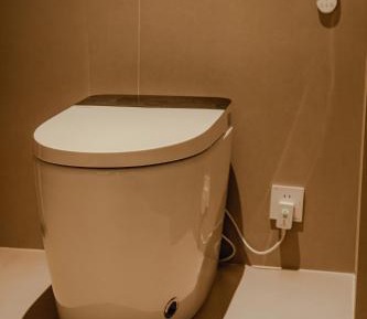 Secret Bathtub King Room