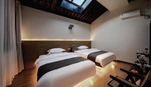 Star Deluxe Twin Room