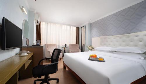 Business Queen Room