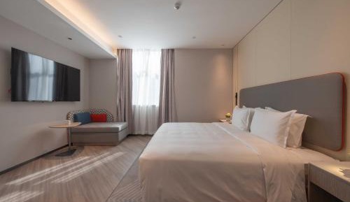 Two-Bedroom Suite with Two King Beds