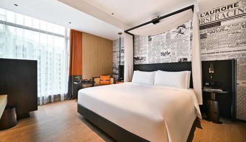 Standard Queen Room