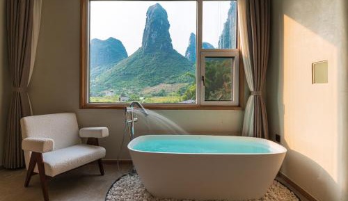 Double Room with Pool View