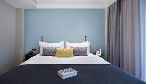 One-Bedroom Deluxe