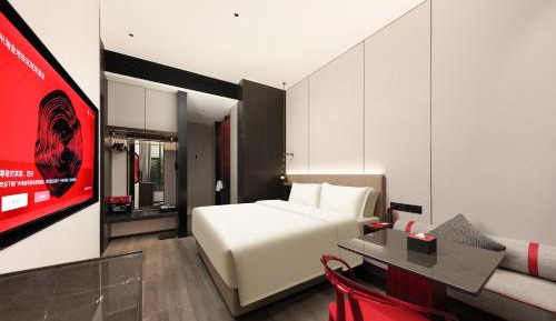 Elegant King Room