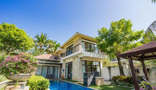 Two-bedroom Duplex villa with Private Pool (Daily Minibar)