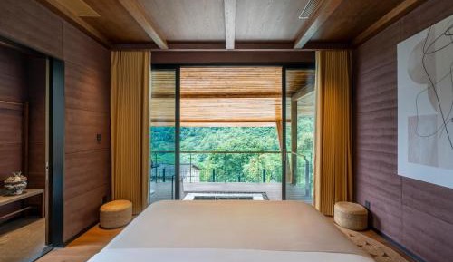 Double Room with Mountain View