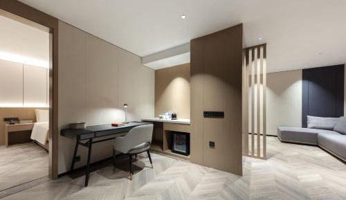 Premier Suite