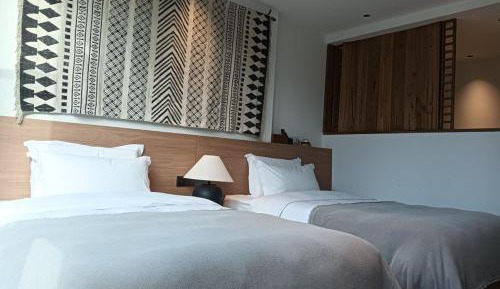 Superior Twin Room with City View