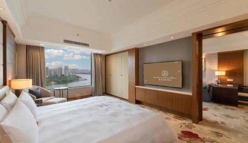 Executive Suite with River View