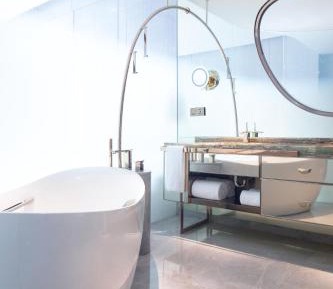 Fantastic, 1 Bedroom Suite, 1 King