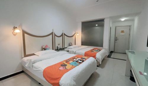 Twin Room