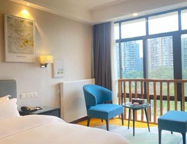 King Room with Lake View