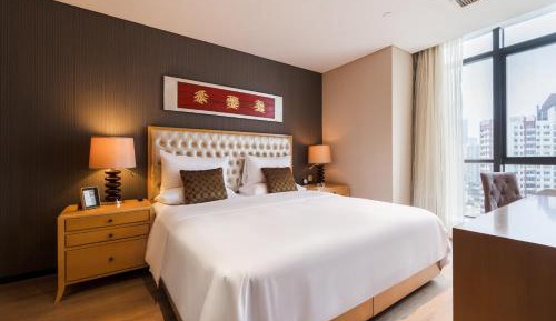 Superior One-Bedroom Apartment