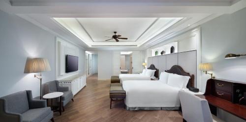Deluxe Garden View Twin Room