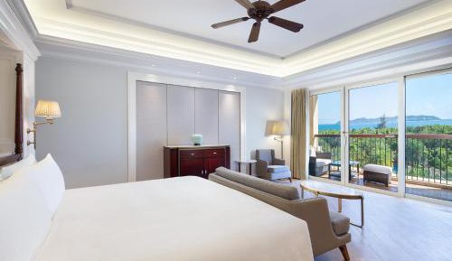 Grand Ocean View King Room