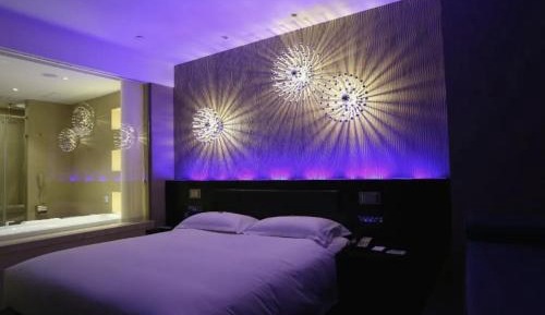 Business King Room