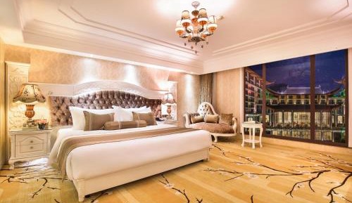 Deluxe Double Room with Garden View