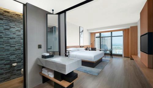 Executive King Room