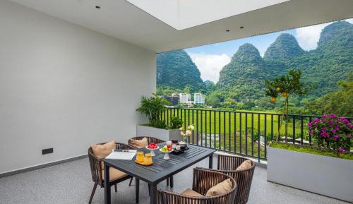 Family Suite with Balcony
