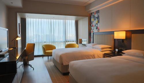 2 Double Beds, Renaissance Guest Room (include 10% off for Food & Beverage)