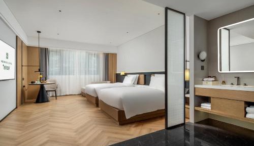 Premier Twin Room