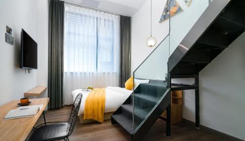 Twin Room with Bathroom